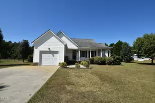 879 O B J Rd, Dunn, NC 28334 - Photo 2