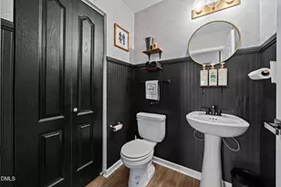 605 New Castle Ln, Spring Lake, NC 28390 - Photo 14