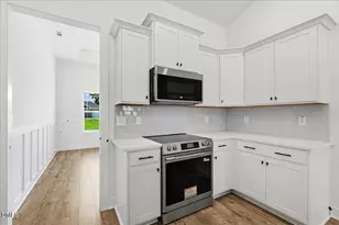 108 Brighton St, La Grange, NC 28551 - Photo 14