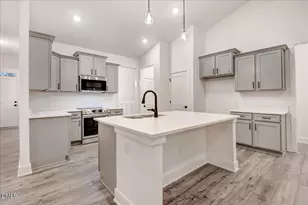 108 Brighton St, La Grange, NC 28551 - Photo 14