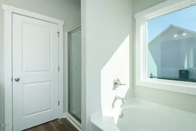 409 E Lee Avenue, Yadkinville, NC 27055 - Photo 10