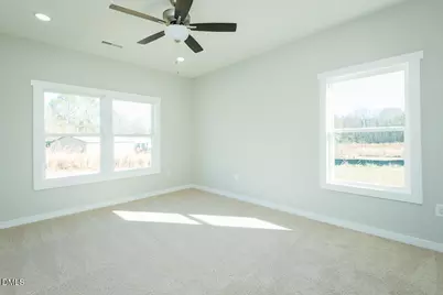 411 E Lee Avenue, Yadkinville, NC 27055 - Photo 14
