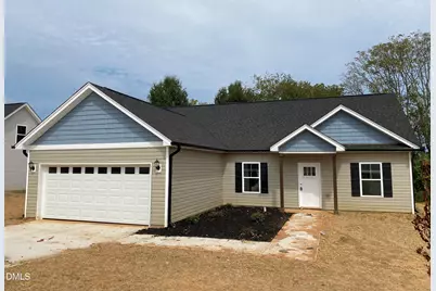 411 E Lee Avenue, Yadkinville, NC 27055 - Photo 1