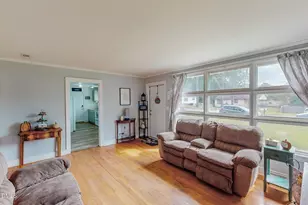 1249 Pointer St, Roxboro, NC 27573 - Photo 2
