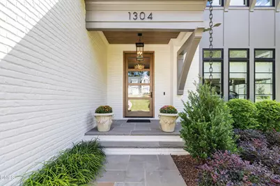 1304 Ivy Lane, Raleigh, NC 27609 - Photo 4