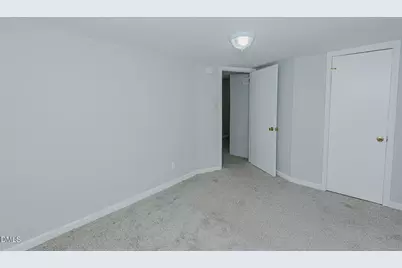 125 N Nash Street, Hillsborough, NC 27278 - Photo 10