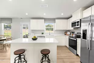 1532 Ivy Mdw Ln, Zebulon, NC 27597 - Photo 4