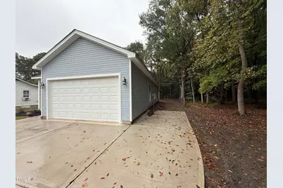 509 E Elizabeth Street, Selma, NC 27576 - Photo 4