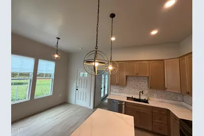 509 E Elizabeth Street, Selma, NC 27576 - Photo 14