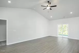 90 Neuse Hollow Ct, Clayton, NC 27527 - Photo 8