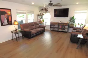 2238 Crestwood Rdg Dr, Durham, NC 27704 - Photo 6