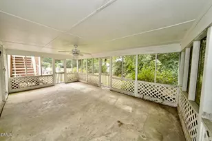 805 E Hudson Ave, Durham, NC 27704 - Photo 22