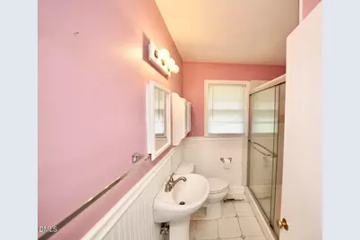 805 E Hudson Avenue, Durham, NC 27704 - Photo 12