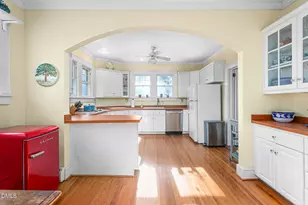 112 N 6th St, Mebane, NC 27302 - Photo 10