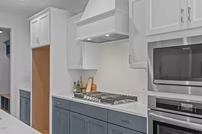 104 Pointe Park Circle, Holly Springs, NC 27540 - Photo 12