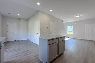 193 Courtside Dr, Dunn, NC 28334 - Photo 10