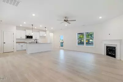 102 Brighton Street, La Grange, NC 28551 - Photo 8