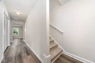 310 Peachtree Pl, Durham, NC 27701 - Photo 2