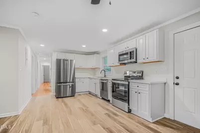 221 Howell Street #100a, Chapel Hill, NC 27514 - Photo 2