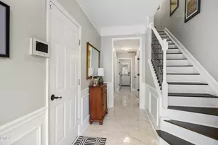 5548 Red Robin Rd, Raleigh, NC 27613 - Photo 2