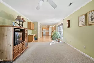 725 Valley Dr, Durham, NC 27704 - Photo 14