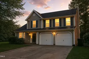 725 Valley Dr, Durham, NC 27704 - Photo 2