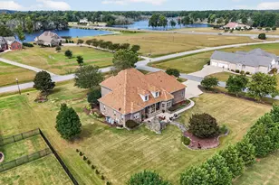 296 Shoreline Dr, Princeton, NC 27569 - Photo 4