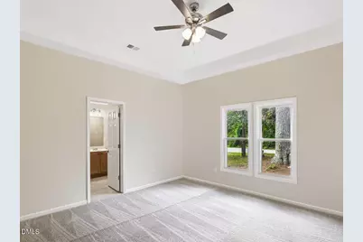 210 W Oak Street, Zebulon, NC 27597 - Photo 22
