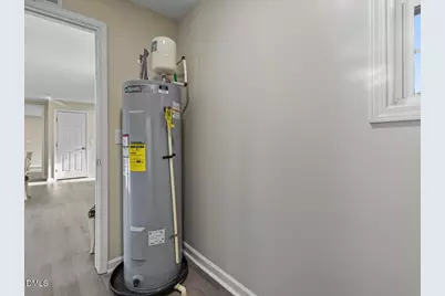 210 W Oak Street, Zebulon, NC 27597 - Photo 38