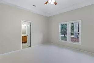 210 W Oak St, Zebulon, NC 27597 - Photo 26