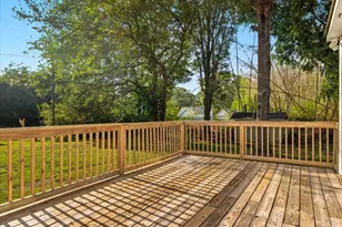 210 W Oak St, Zebulon, NC 27597 - Photo 22