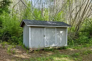 210 W Oak St, Zebulon, NC 27597 - Photo 42