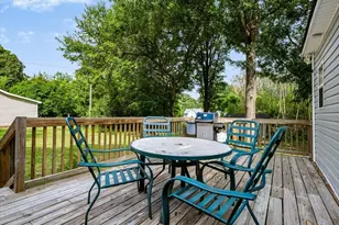 210 W Oak St, Zebulon, NC 27597 - Photo 36