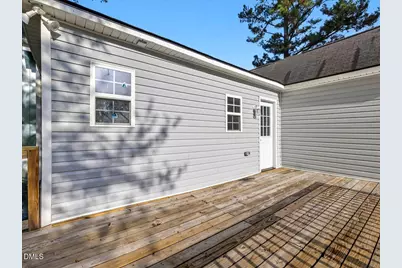 210 W Oak Street, Zebulon, NC 27597 - Photo 24