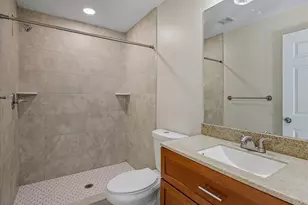 210 W Oak St, Zebulon, NC 27597 - Photo 34