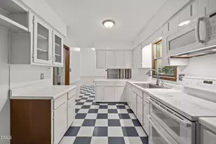 2713 Salisbury Plain, Raleigh, NC 27613 - Photo 18