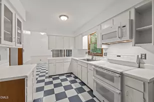 2713 Salisbury Plain, Raleigh, NC 27613 - Photo 16