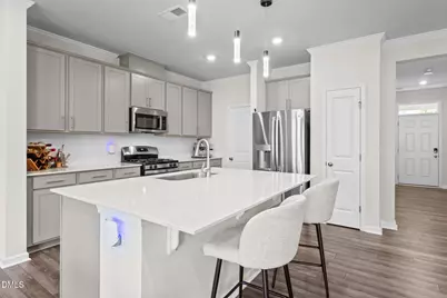 5923 Woodlawn Drive, Durham, NC 27703 - Photo 6