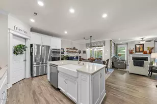 40 Stormy Blf Ct, Youngsville, NC 27596 - Photo 8