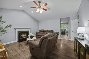 140 Bramble Ct, Youngsville, NC 27596 - Photo 4