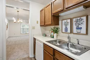 28 Prestwick Pl, Durham, NC 27705 - Photo 6