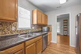 4020 Mindspring Dr, Raleigh, NC 27610 - Photo 12