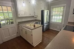 240 Crestwood Dr, Roxboro, NC 27573 - Photo 8