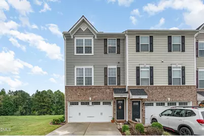 372 Amber Acorn Avenue, Raleigh, NC 27603 - Photo 2