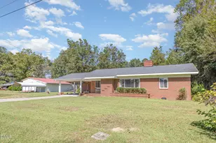 54 Holland Dr S, Smithfield, NC 27577 - Photo 2