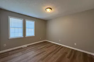 8102 Farmlea Cir, Raleigh, NC 27616 - Photo 12