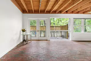 1209C Hillsborough Rd, Chapel Hill, NC 27516 - Photo 16