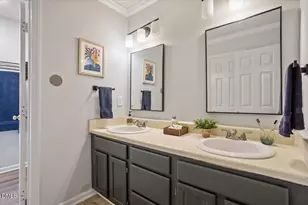 835 Madison Ave, Cary, NC 27513 - Photo 14