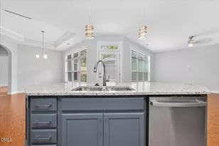 609 Crooked Pine Dr, Cary, NC 27519 - Photo 18