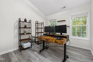 6901 Middleboro Dr, Raleigh, NC 27612 - Photo 30